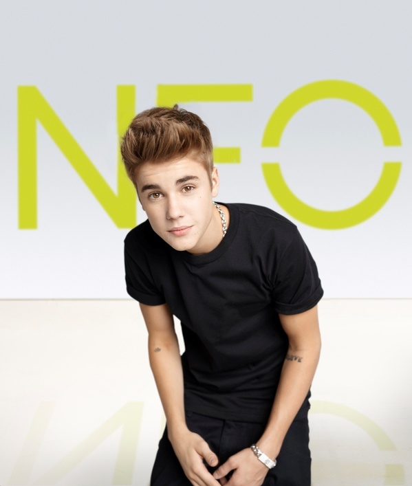 Justin Bieber NEO 00200 anteprima 600x707 879554